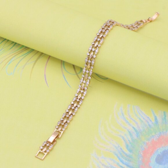 "Elegant Rose Gold Link Bracelet with Sparkling Marquise Crystals, XPBL0929 - Picture 6 of 13